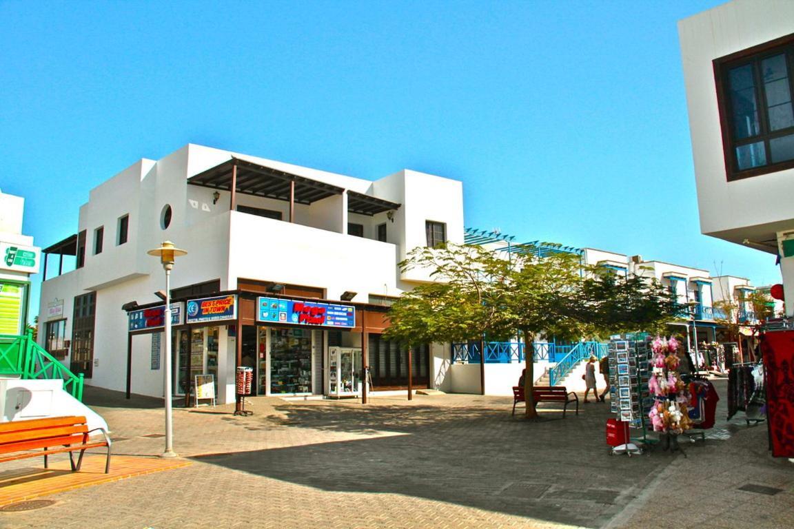 Apartamentos Puerto Playa Blanca  Bagian luar foto